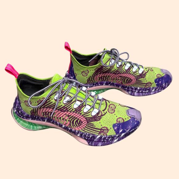 Gucci Run Knit Sneakers - Picture 1 of 11